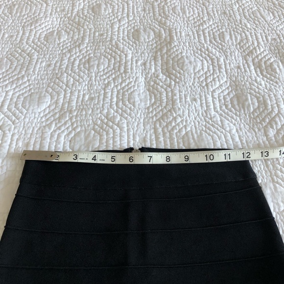 Guess Los Angeles black bandage mini skirt - Picture 7 of 8